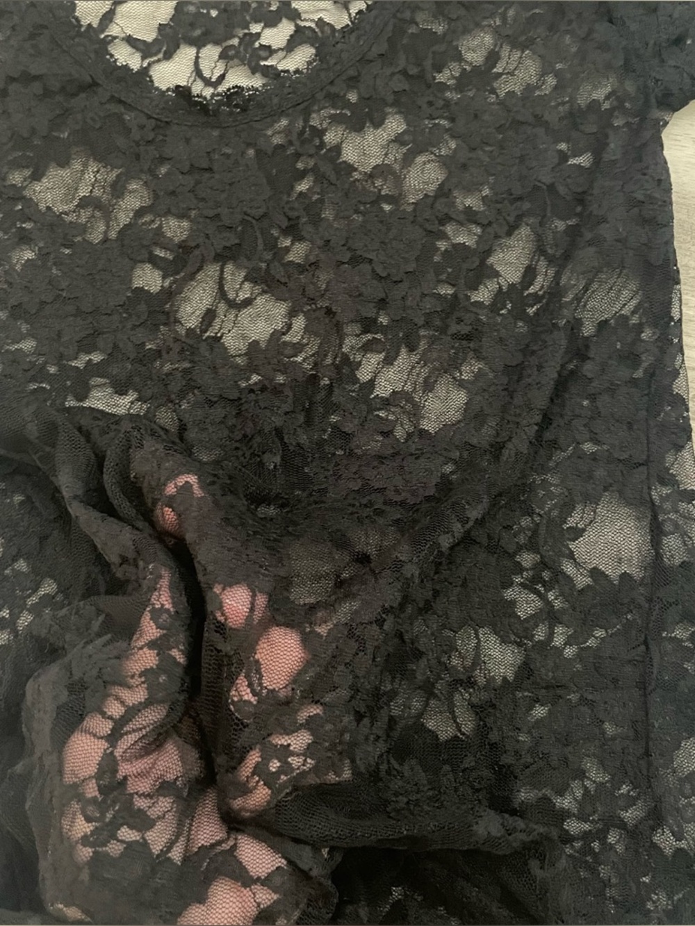 BLACK LACE SHEER TOP